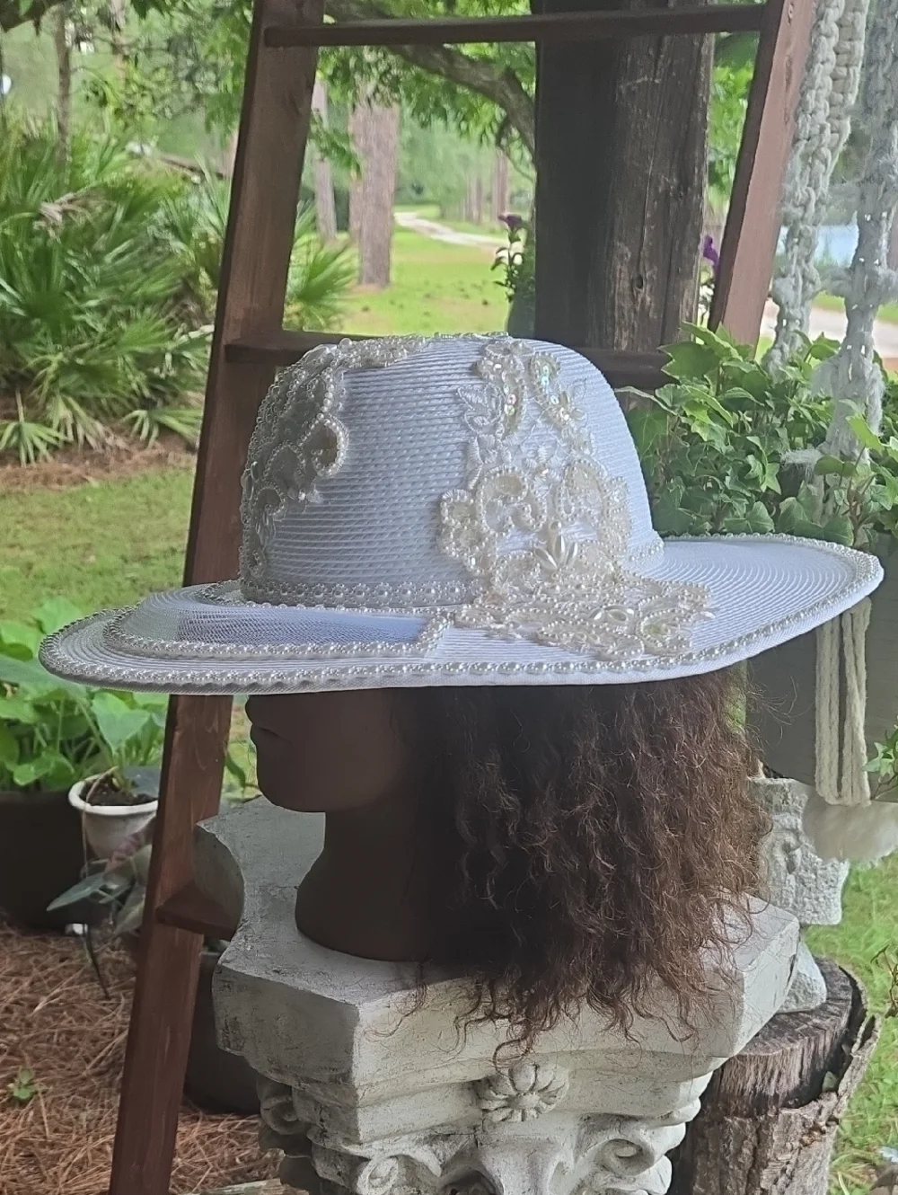 White Pearl Trim Wide Brim Church Hat - Picture 5 of 10